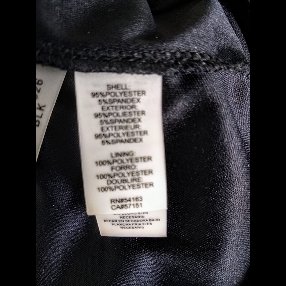 🌼SOLD🌼GUESS Cutout Ribbed BodyCon Little Black Dress - Picture 4 of 4